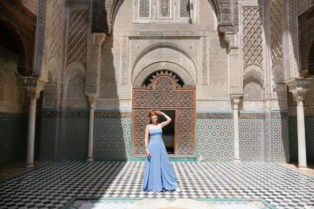 摩洛哥神學院中的桑薩。